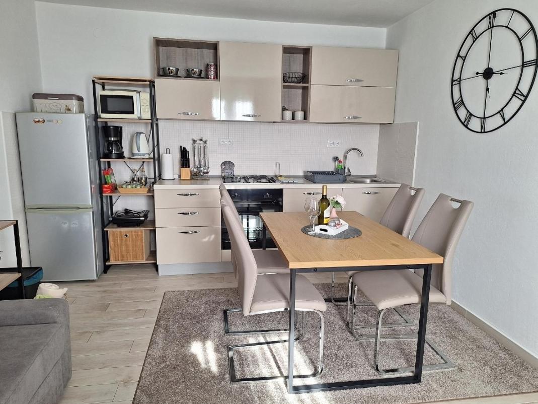 טרוגיר Apartment Salov חדר תמונה